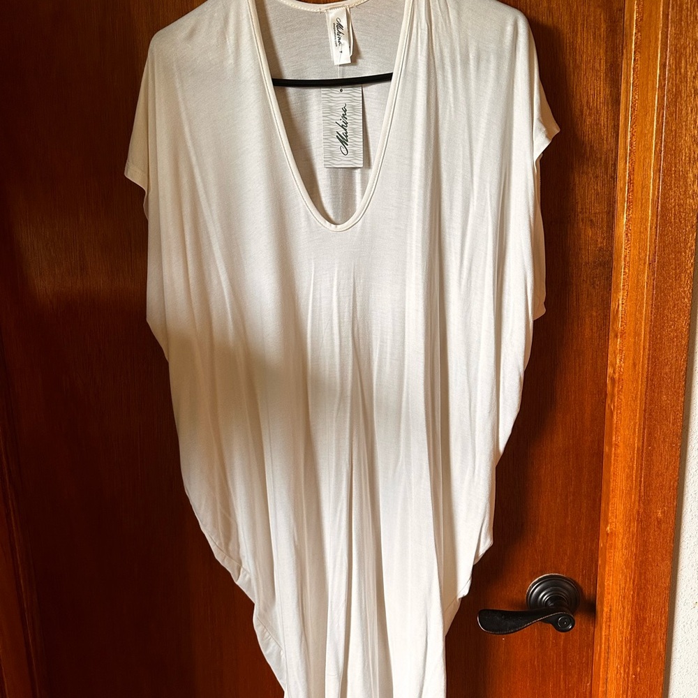 White Women's Top by Mahina